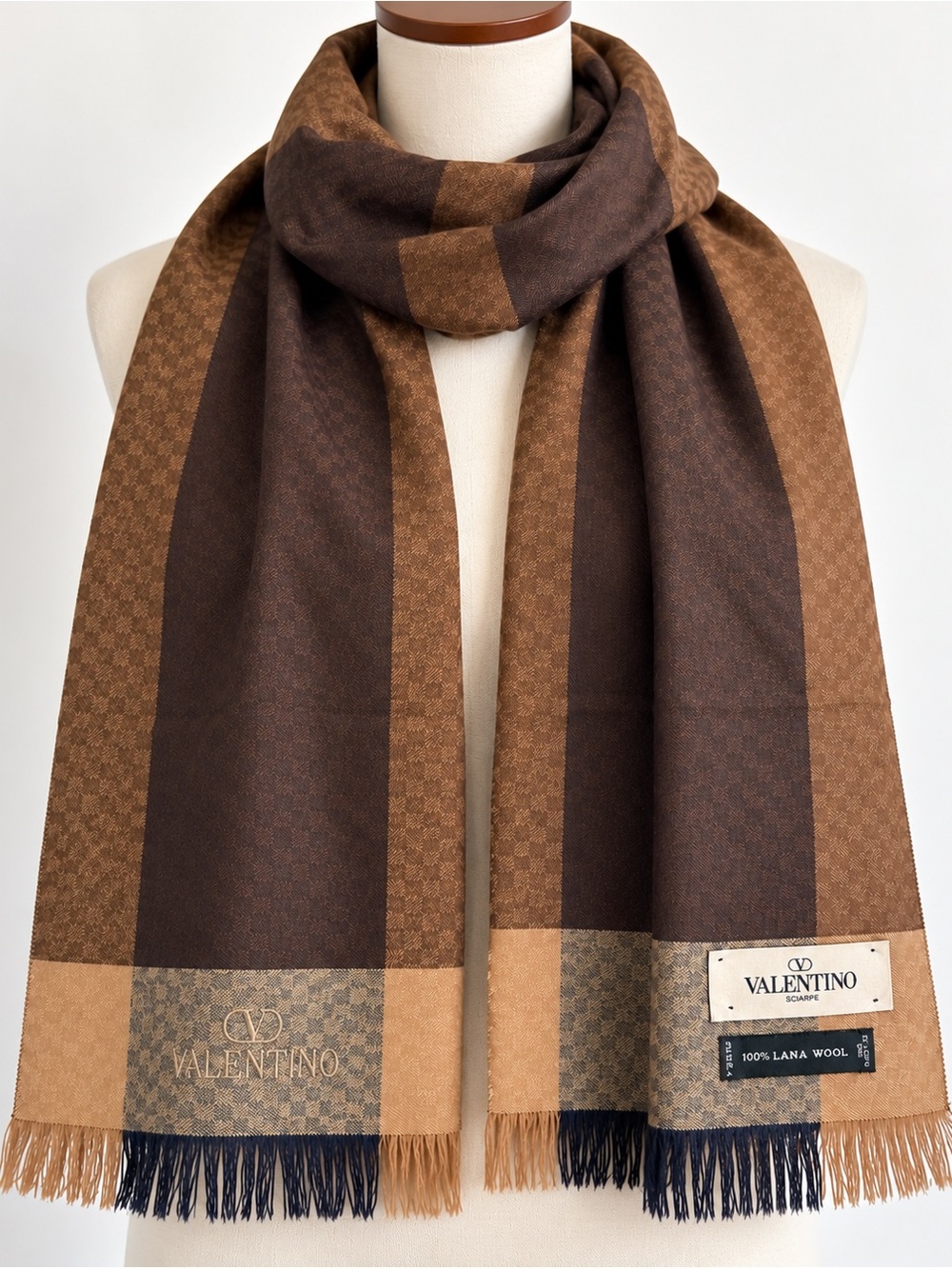 Valentino Vintage 100% Wool Scarf Made in Italy Brown Camel Logo Fringe